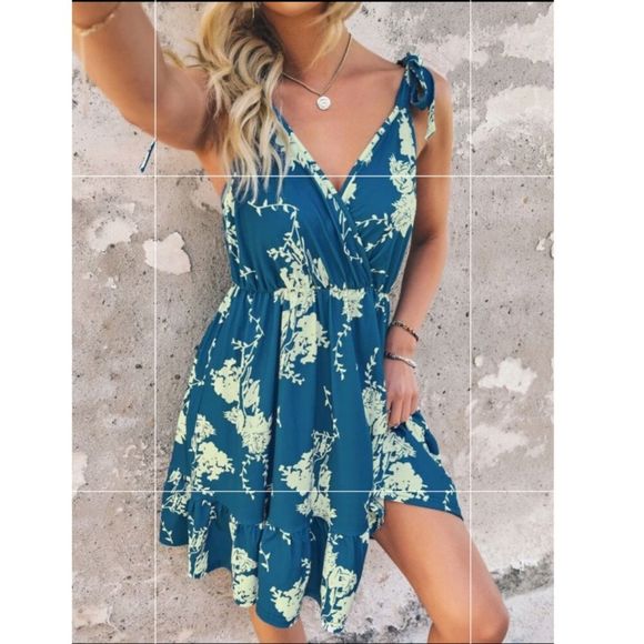 🌊HP🌊 Floral Print Tie Shoulder Ruffle Hem Cami Dress Medium - Picture 3 of 10